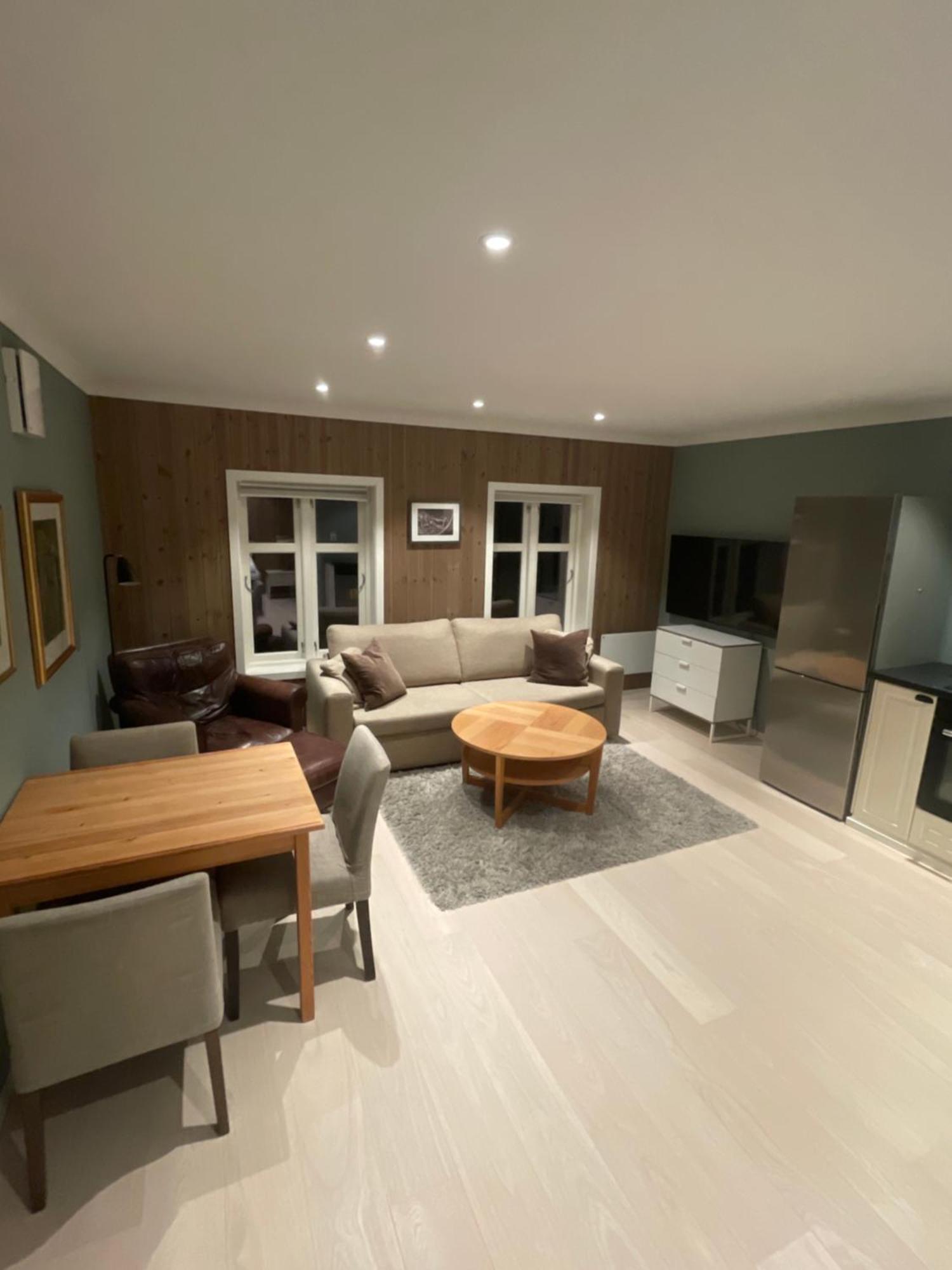 Modern Apartment Near City Center - Parking Available Sandefjord Extérieur photo